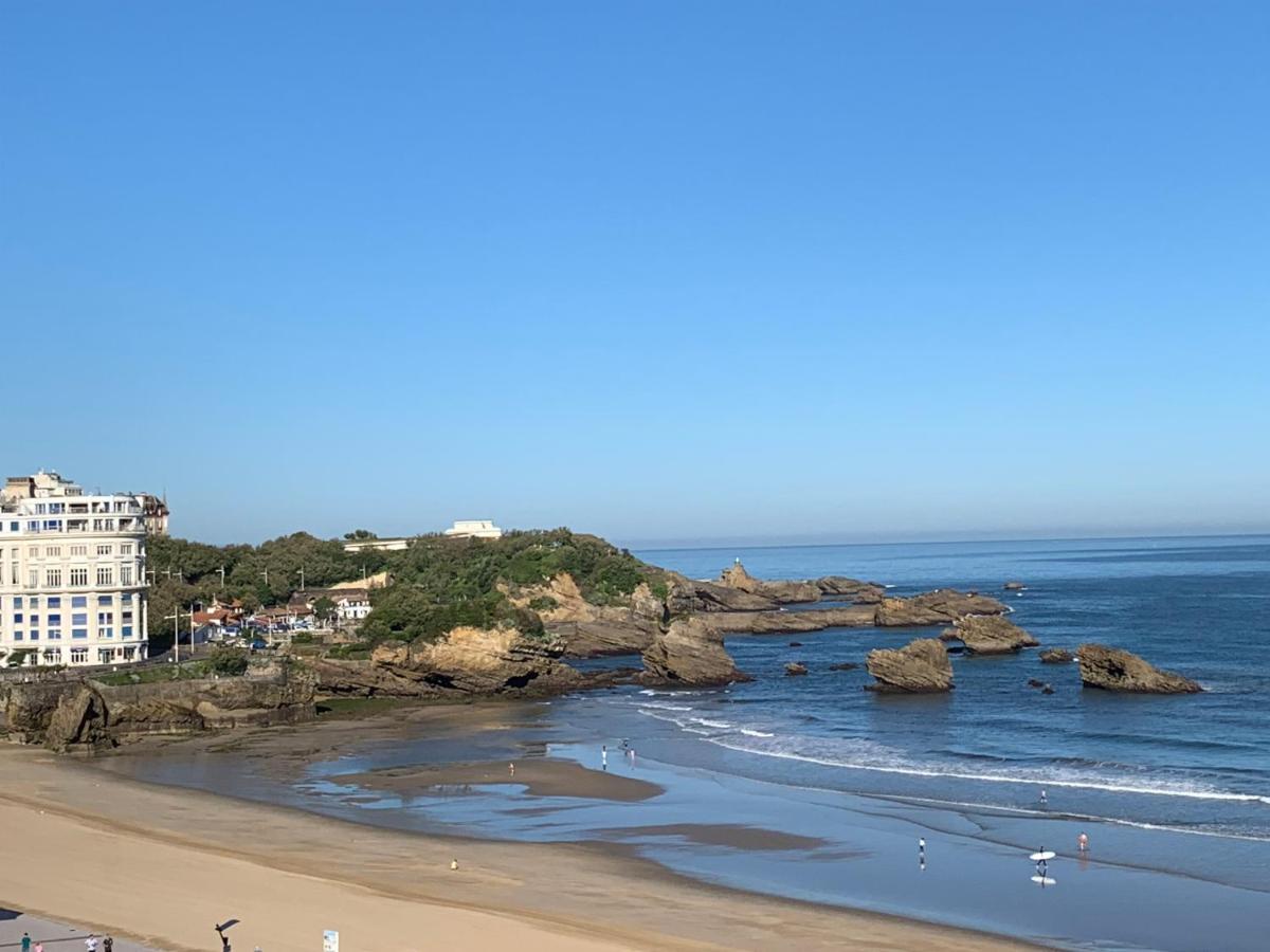 L'Ocean A Perte De Vue, La Grande Plage A Vos Pieds Biarritz Exterior photo
